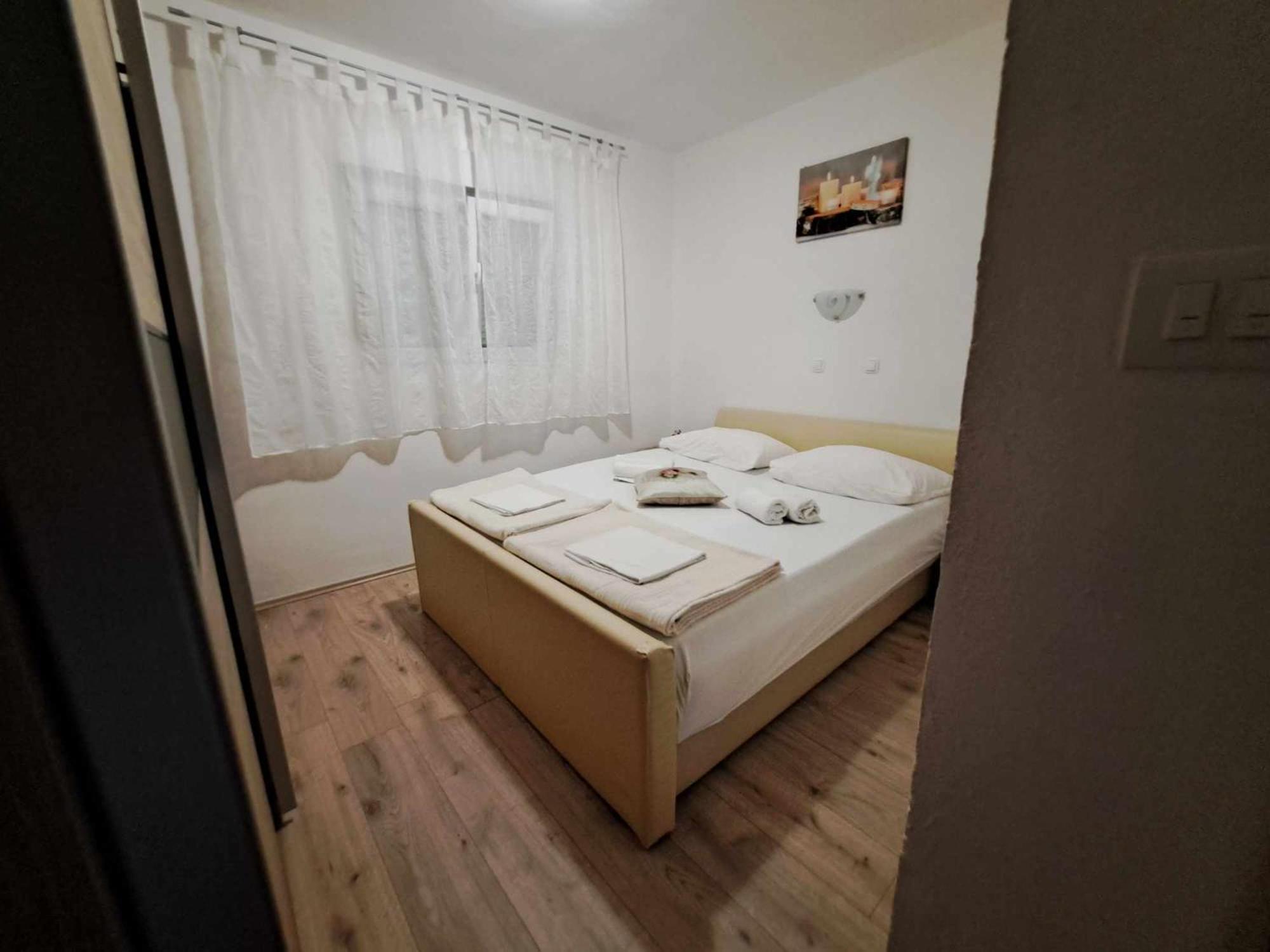Apartments Lota Starigrad Paklenica Buitenkant foto